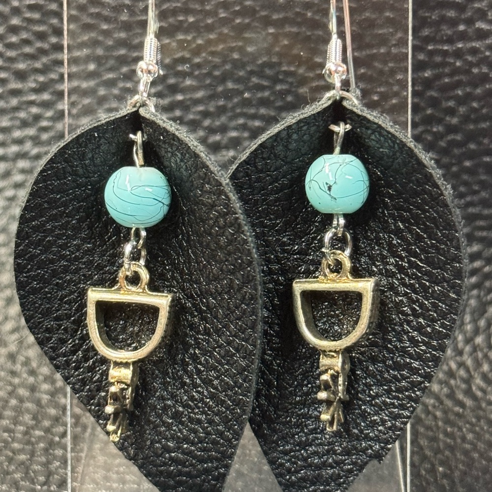 Pinched Black Faux Leather Leaf Earrings with Turquoise Glass Beads
